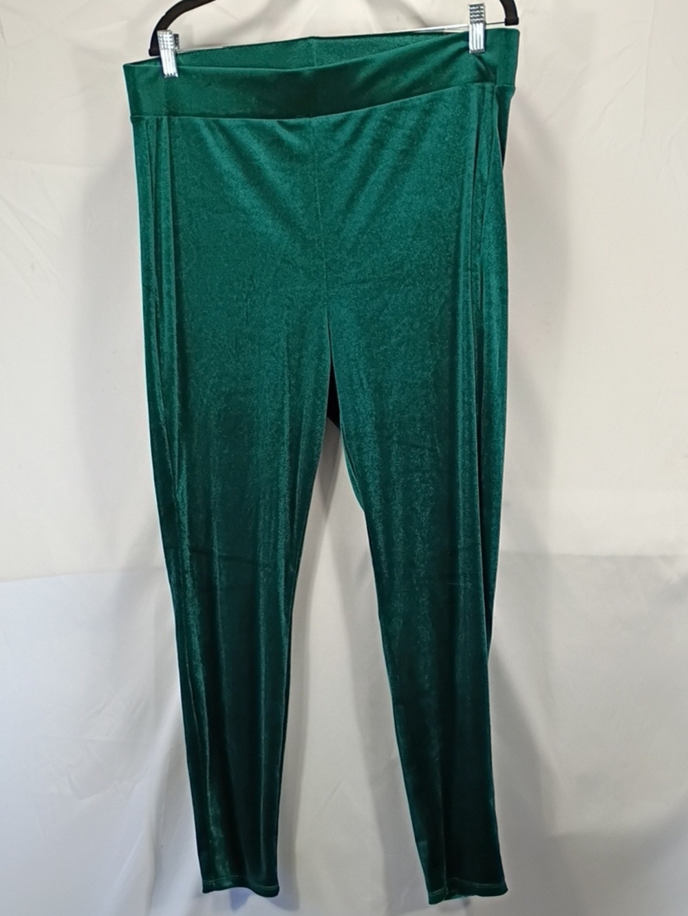 NWT Torrid Botanical Garden Velvet Leggings Women's Size 3 3X 22-24 Athleisure